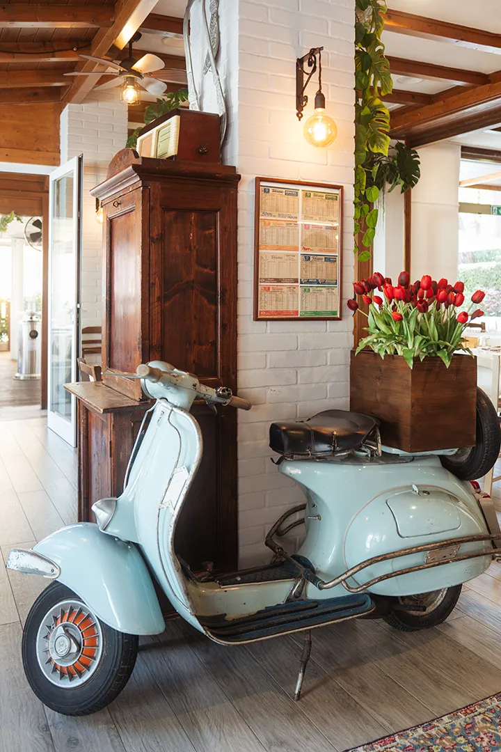 vespa-piaggio-entrata-gusteo